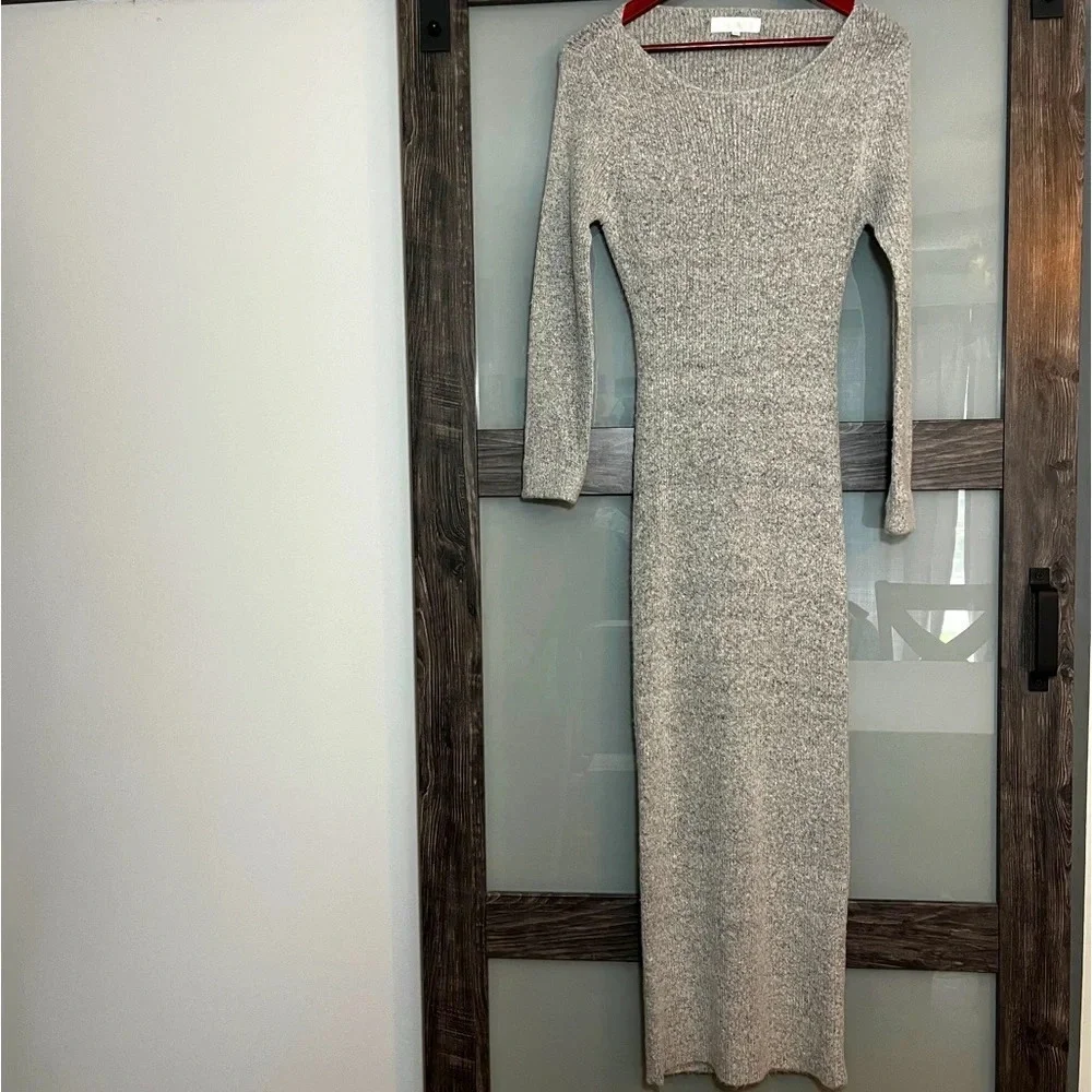 Meshki Maxi Sweater Dress w/ Back Oval Cut Out L - Picture 1 of 6